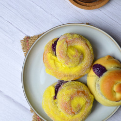 Ube Ensaymada