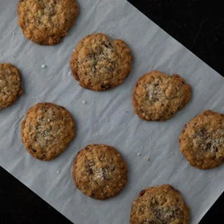 Salty Oatmeal Chocolate Chunk Cookies
