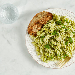 Cream-free Creamy Avocado Pasta