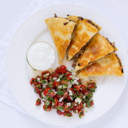 Cheeseburger Quesadilla With Pico De Gallo &amp; Sour Cream