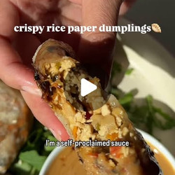 Crispy Rice Paper Dumplings With Spicy Peanut Dipping Sauce