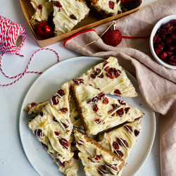 Copycat Starbucks Cranberry Bliss Bars