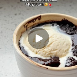 Chocolate Protein Lava Pot