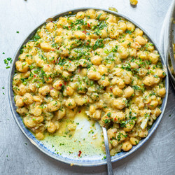 Aglio E Olio Chickpeas