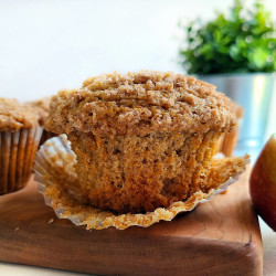 Apple Cinnamon Muffins With Cinnamon Streusel Topping