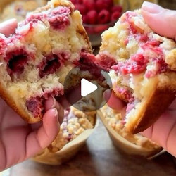 Lemon Raspberry 🍋🍓white Chocolate Muffins