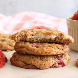 Sourdough Strawberry Cheesecake Cookies