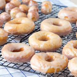 Glazed Donuts (krispy Kreme Recipe Copycat)