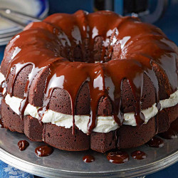 Whoopie Pie Cake