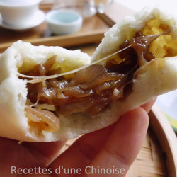 Bao (baozi) Aux Oignons Confits Et Vieux Comté