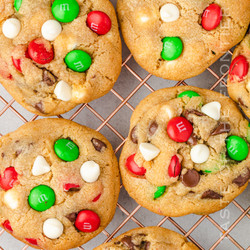 Santa's Favorite Chocolate Chip Cookies