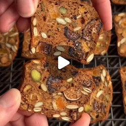Fancy Fruit &amp; Nut Crackers