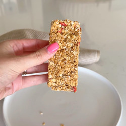 Strawberry Granola Bars