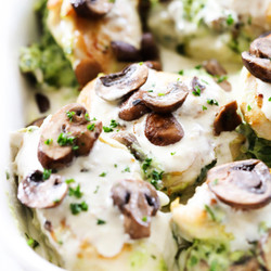 Spinach Mushroom Stuffed Alfredo Chicken - Chef In Training
