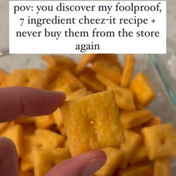 Homemade Cheez-it Crackers