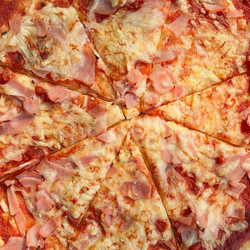 High Protein Pizza (over 40g And Less Than 500 Calories!)