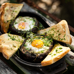 Portobello Mushroom Baked Eggs