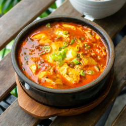 Easy Soondubu Jjigae (korean Soft Tofu Stew)