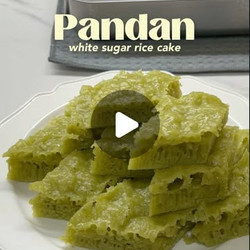 Shirl's Pandan Rice Cake (白糖糕)