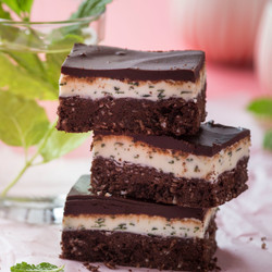 Peppermint Slice