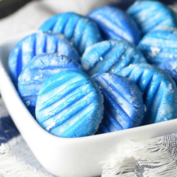 No-Bake Cream Cheese Mints
