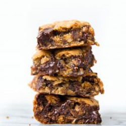 Whole Wheat Oatmeal Molasses Dark Chocolate Gooey Bars