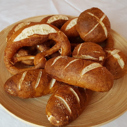 Glutenfreies Laugengebäck