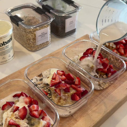 Strawberry Banana Overnight Oats