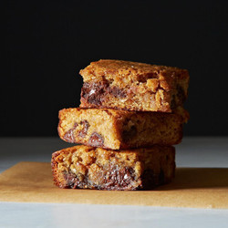 Banana, Coconut, Chocolate Chip Snack Bars