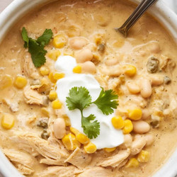 Crockpot Sweet Corn &amp; Pepper Jack White Chicken Chili