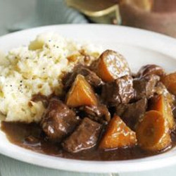 Beef &amp; Guinness Stew With Carrots