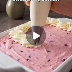 Simple No-bake Strawberry Delight