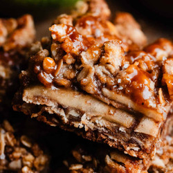 Salted Caramel Apple Pie Bars