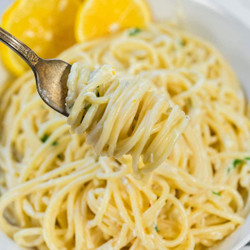Lemon Garlic Pasta