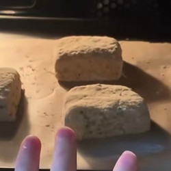 Humous Scones