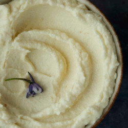 Lebanese Garlic Sauce Recipe