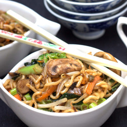 Perfect Chinese Noodles {lo Mein}