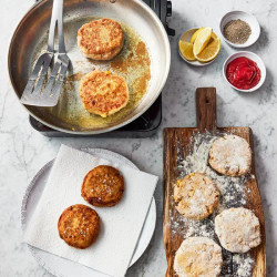 Tin-raid Fishcakes Jamie Oliver