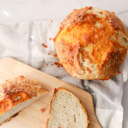 Cheesy Pretzel No-knead Crusty Bread