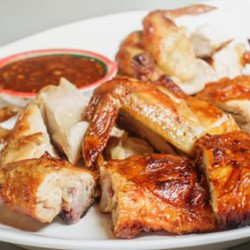 Recette Thaï Gai Yang Isaan Poulet Grillé À La Citronnelle Et Curcuma