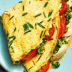 Spinach And Lemon Hummus Egg Wraps