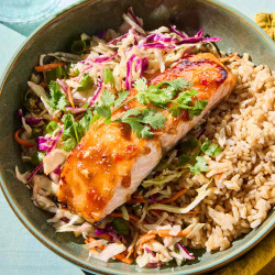 Thai Sweet Chili Salmon Bowls