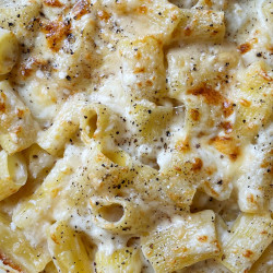 400-year-old Mac And Cheese Bake