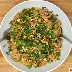 Pork And Rice Noodles With Sriracha-hoisin Sauce