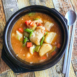 (Vegan) Hand-Pulled Noodle Soup (수제비)