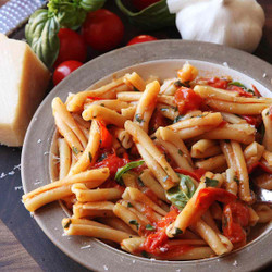 Fast And Easy Pasta With Blistered Cherry Tomato Sauce Recipe
