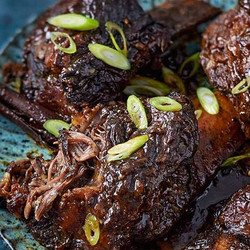 Slow-cooker Gochujang Short Ribs With Apple Slaw
