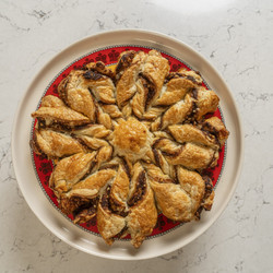 Chocolate Hazelnut Star Tear And Share