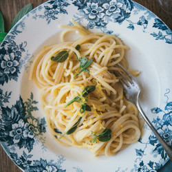 Spaghetti Au Beurre De Sauge