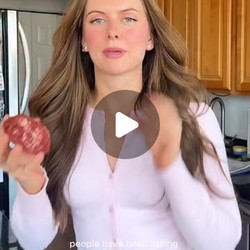 Chunky Levain-style Red Velvet Cookies